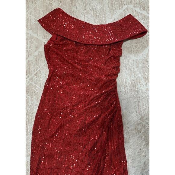 Faeriesty Red Off Shoulder Sequin Gown Women Sz M Formal Prom Birthday NYE Dress - Picture 5 of 10